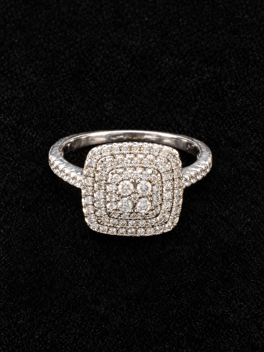 ⚜️ Pavé Cluster Ring | Cushion Halo Style | Size 9 Clear Crystal 💗